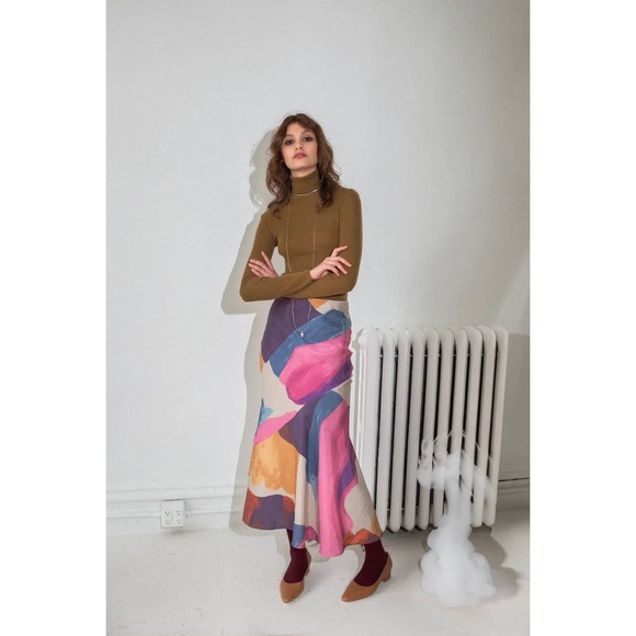 Untitled In Motion Dresses & Skirts - NWT‎ Untitled in Motion Lelaki Midi Skirt Vienta Abstract Art Sustainable Large